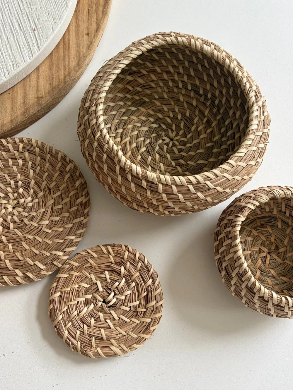 IKEA pair round